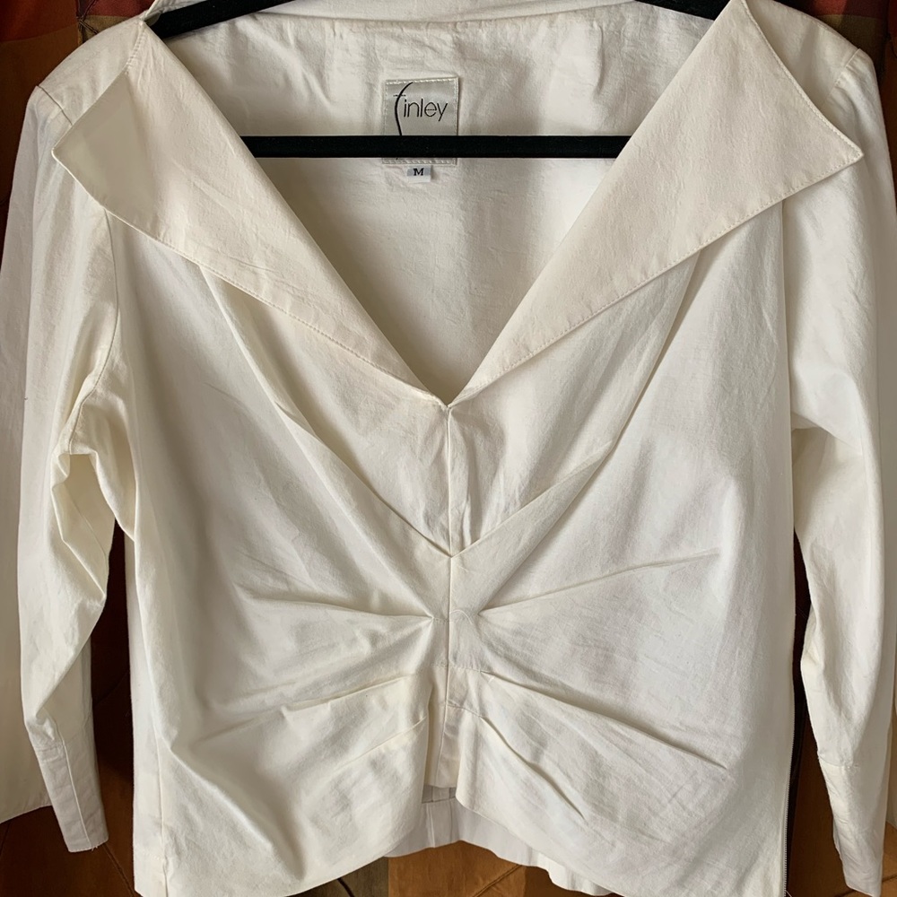 Finley Fitted Blouse